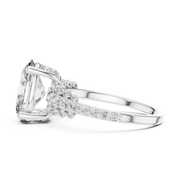 Elegant Oval-Cut Halo Diamond Cluster Ring ( 2.574 Ct TW)